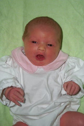 2002_08 Jane baby picture w green blanket